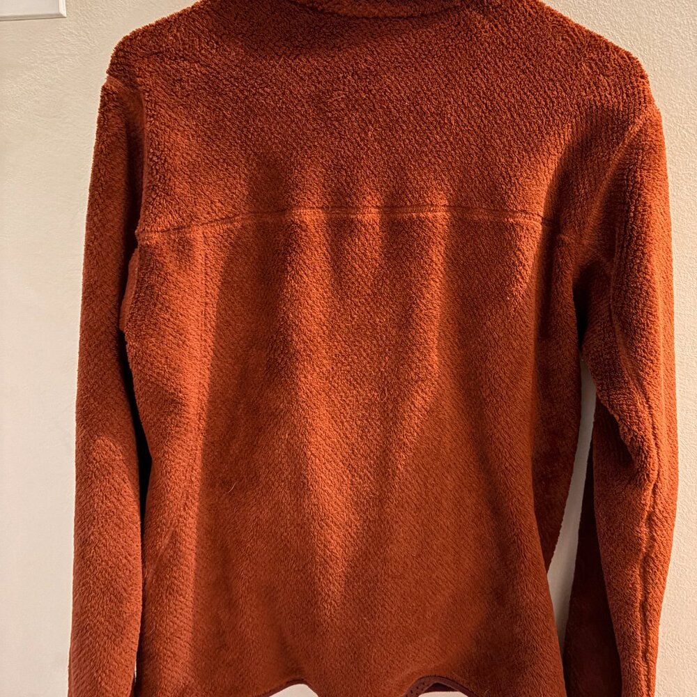 Patagonia Women's Fleece (size L) - Picture 2 of 3